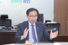 기호일보 인터뷰3번 사진